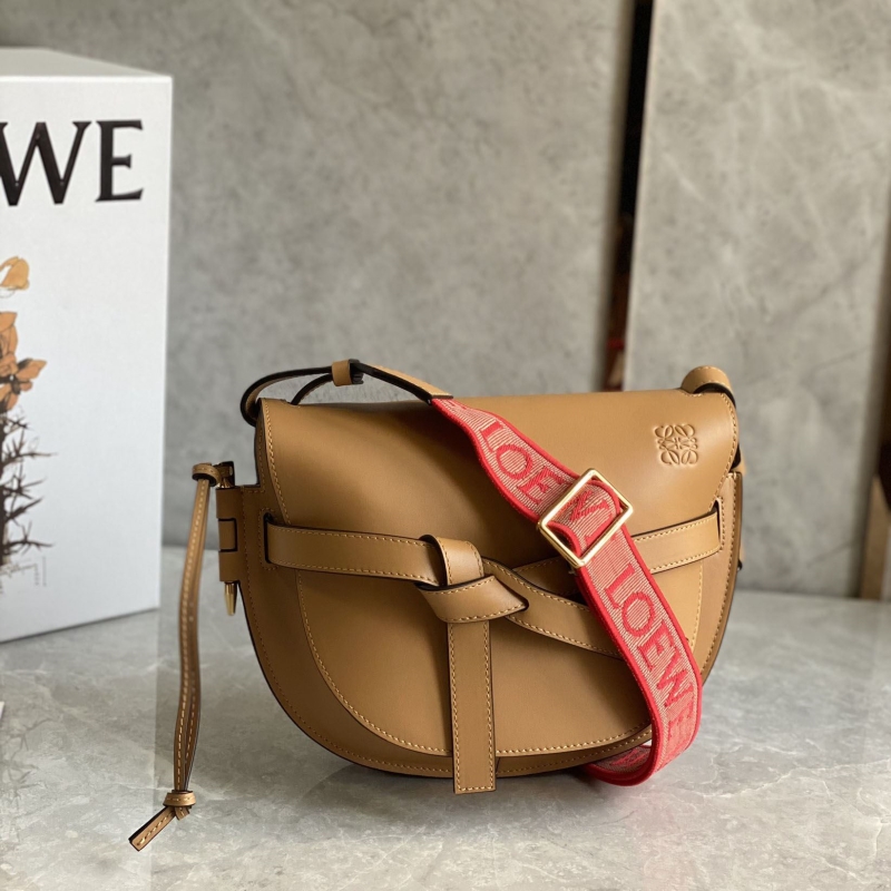 l*ew* satchel bags